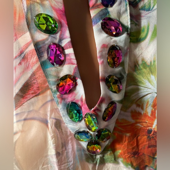 NWT Colorful Floral V-Neck Women's coverup Top by beach bunny size S - Picture 8 of 17